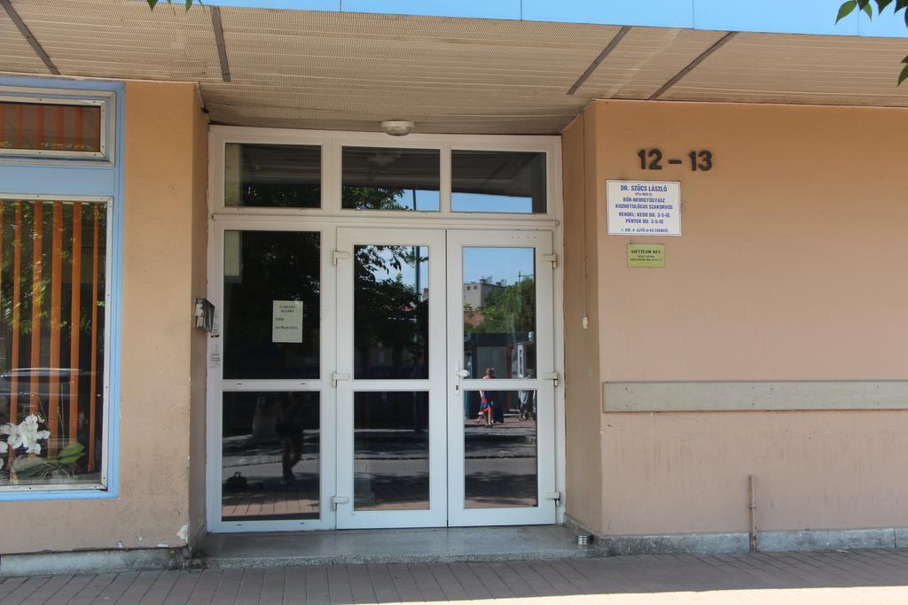 Verona Apartman Szeged Exterior foto